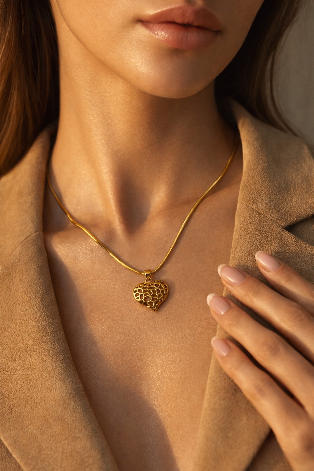 Golden Honeyheart Necklace